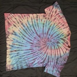 Tye dye tshirt, 2X, has red, yellow, blue etc
